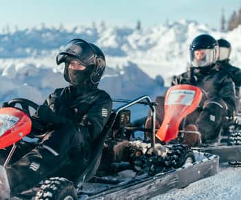Sirkka: Levi Ice-Karting Experience mit optionalem Transfer