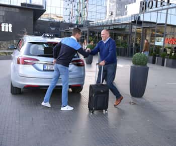 Zagreb Luchthaven: Privé enkele reis van/naar luchthaven