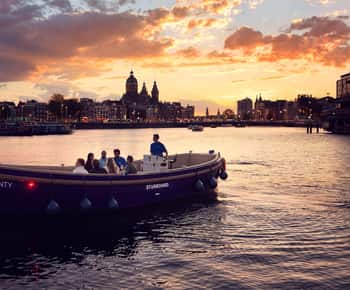 Amsterdam: Evening Canal Cruise With Unlimited Drinks Option