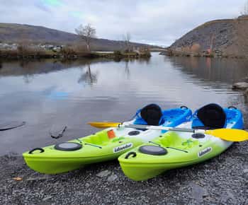 Llanberis: Llyn Padarn Kayak Rental with Equipment