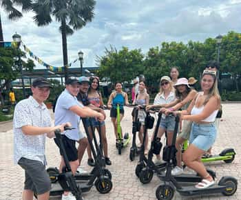 E-Scooter Tour with Food Tasting and Local Drinks