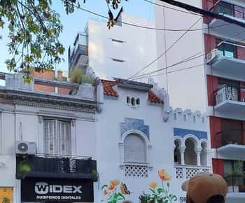 Belgrano Walking Tour: Discover Its Secrets and Local Vibe