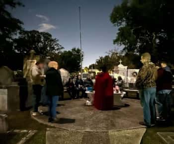 Bay Saint Louis: The Spirit Ghost and Walking Tour