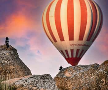 Cappadocia: Tour privato in rosso con ingressi e pranzo