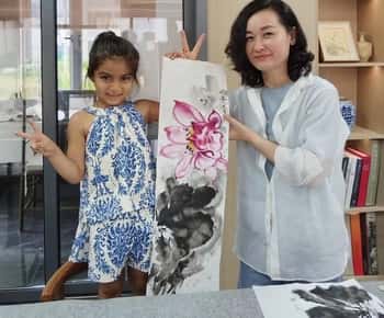 Pintura chinesa com tinta com um artista local
