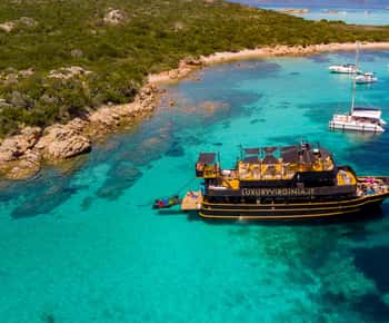 Ab Cannigione: Bootsfahrt zum La Maddalena Archipelago