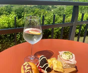 Tour privato delle colline del Prosecco Tutto compreso. 2 cantine + pranzo
