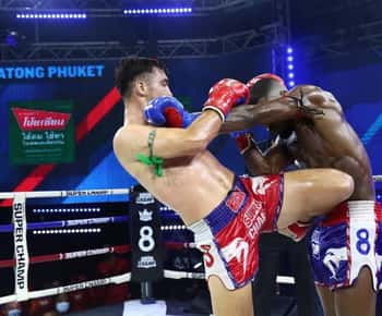Phuket: Combattimento di Muay Thai allo stadio di boxe di Patong
