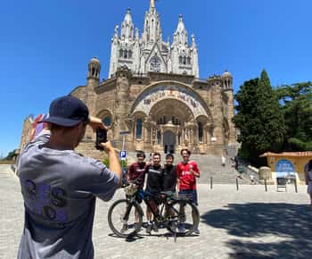Barcelona till Tibidabo: Dolda pärlor och natursköna vyer eBike Tour