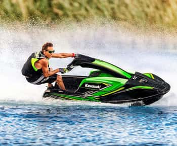 Exclusive Jet Ski Experience – Discover Doha’s Coastline"