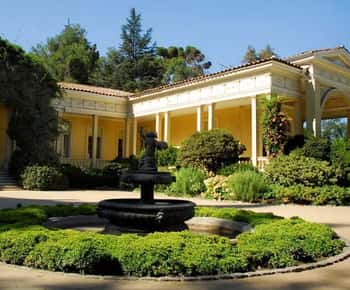 Tour and Tasting at Viña Concha y Toro