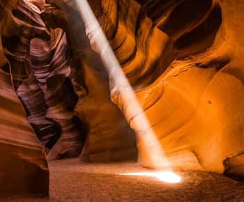 Page: Upper Antelope Canyon Sightseeing Tour w/ Entry Ticket