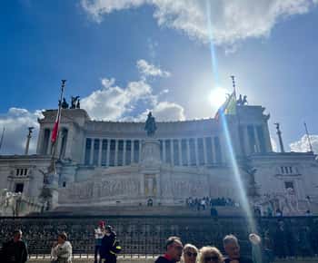 Roma: Monumento a Víctor Manuel y P. Venecia Tour privado