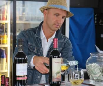 Dana Point: Abendliche Hafen-Weinkreuzfahrt mit Snacks