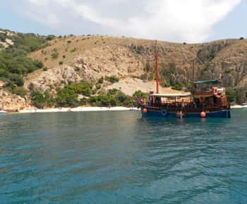 Krk : Naviga lungo le coste dell'isola di Krk e Plavnik