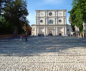 L'Aquila of the Mysteries: 3-Hour Walking Tour