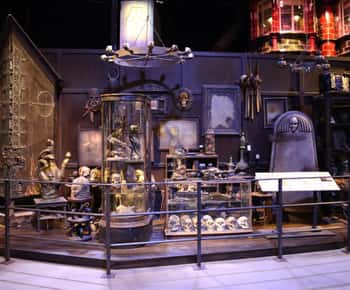 London: Warner Bros. Studio Harry Potter Tour & Branded Bus