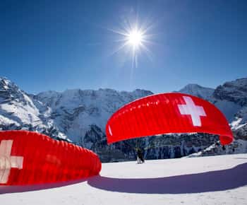 Interlaken: Paragliding Tandem High Flight