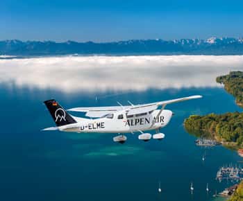 Múnich: Rundflug München, Seen, Schlösser, Alpen abAugsburg