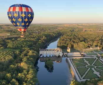 Chenonceau Kalesi üzerinde Sıcak Hava Balonu Uçuşu
