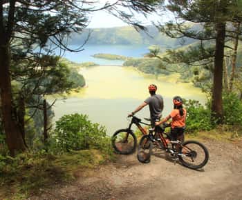 Sete Cidades: E-Bike Rental with GPS and Map Tour