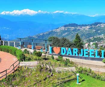 Darjeeling: Excursão turística guiada de 1 dia de carro