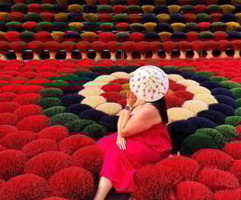 Hanoi: Incense Village, Hat, and Lacquer Artisanal Tour