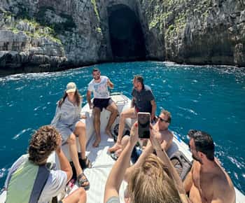 Vlorë: Sazan Eiland, Haxhi Ali Grot en Karaburun Rondvaart