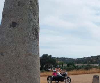 Megalithische und mittelalterliche Tour durch Monsaraz in einem Moto-Seitenwagen