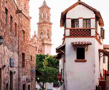 Excursión a Taxco desde Ciudad de México: & Pirámides de Xochicalco