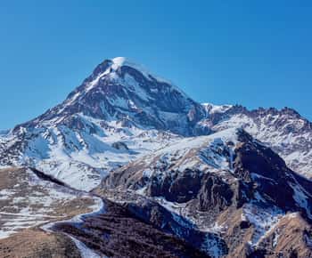 From Tbilisi: Ananuri, Gudauri, and Kazbegi Tour with Guide
