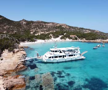 Von Palau: Bootstour mit 4 Stopps durch den Archipel von La Maddalena