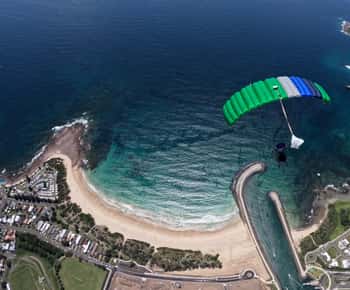 Sydney, Shellharbour: 15,000ft Tandem Beach Skydive