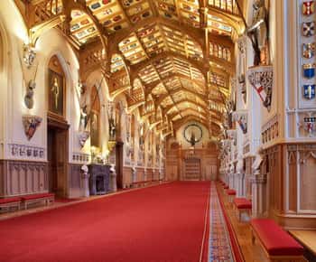 From London: Stonehenge & Windsor Castle Tour with Tickets