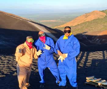 Managua: Sandboarding Cerro Negro, Leon City & Kathedrale