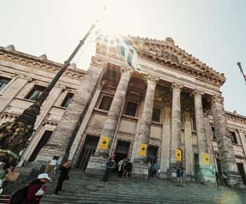 Montevideo City Tour for Cruisers - AudioGuided