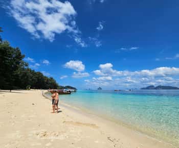 Koh Lanta: 4 Islands Tour by Speedboat with Snorkeling