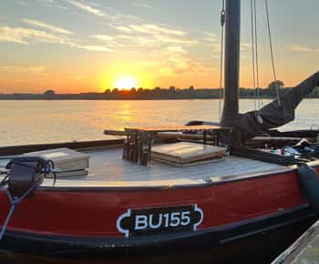 Spakenburg: Passeio de barco ao pôr do sol num autêntico barco de pesca