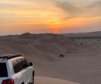 Private Luxus-Sonnenuntergangs-Wüstensafari im leeren Viertel von Salalah