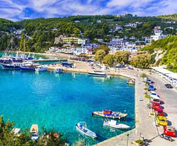 Desde Skiathos:Excursión en barco por Skopelos y Alonissos con lo más destacado