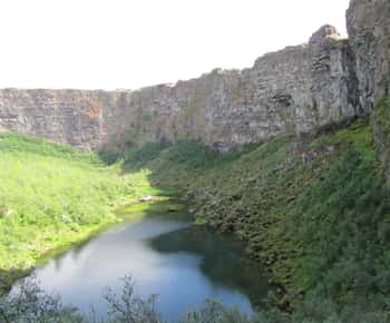 From Akureyri: Diamond Circle Tour with Waterfalls
