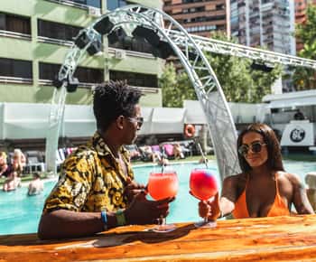 Benidorm: BC Music Resort™ Piscina, DJ e ingresso programmato per feste diurne