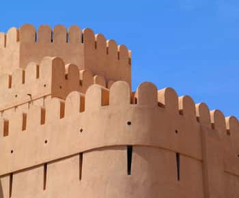 Da Muscat: Tour di Nizwa, Bahla e Jabrin con i forti