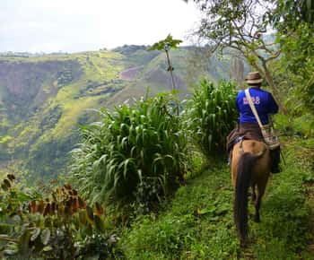 Horseback Riding Tour and visit to Tablón, Chaquira, Pelota