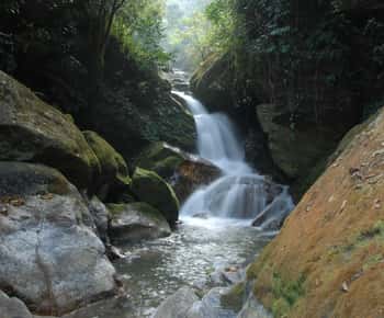 2 noches 3 días Chisapani Nagarkot Trek Katmandú