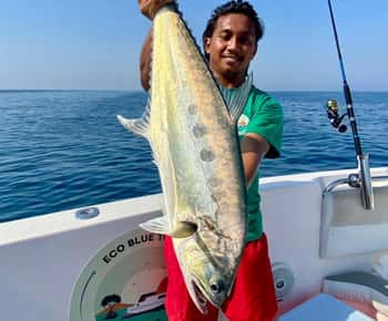 Ras Al Khaimah : sortie de pêche en haute mer privée avec équipement