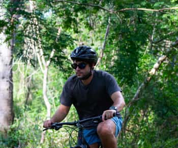 Yucatán: Passeio de bicicleta pelas paisagens com mergulho em cenote e almoço