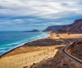 São Vicente: Markets, Mountains, Fishing Villages & Beaches