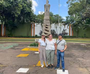Kampala: Full Day City Tour with Lunch & Public Transfers