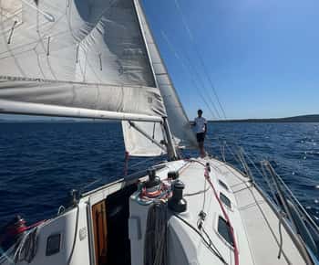 Asinara: żeglowanie wśród zatoczek wyspy